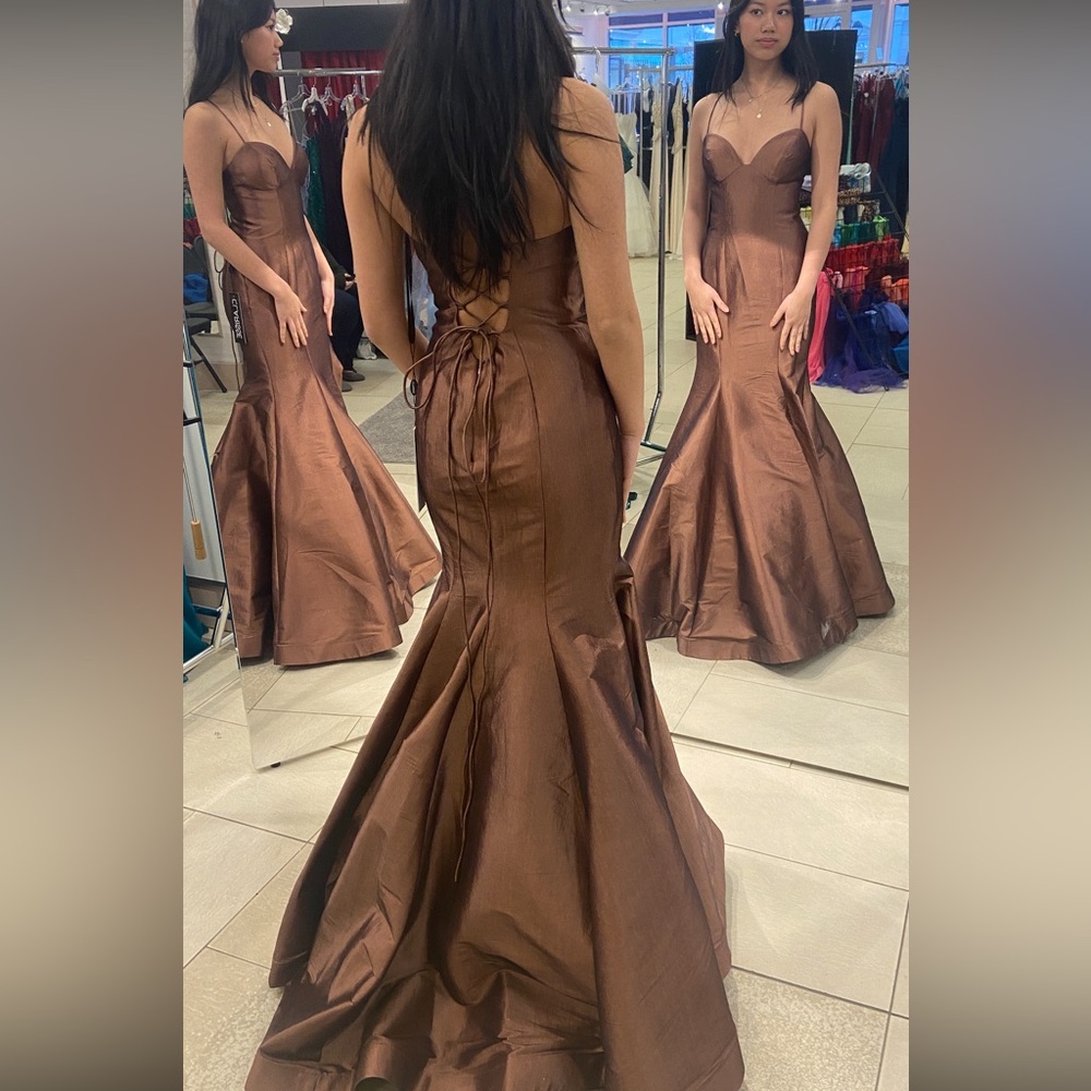 Clarisse Brown Corset Prom Dress – Size 2 Altered, Mermaid Fit, Structured Hem